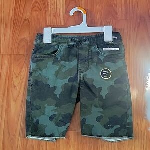 Art Class Camo Shorts